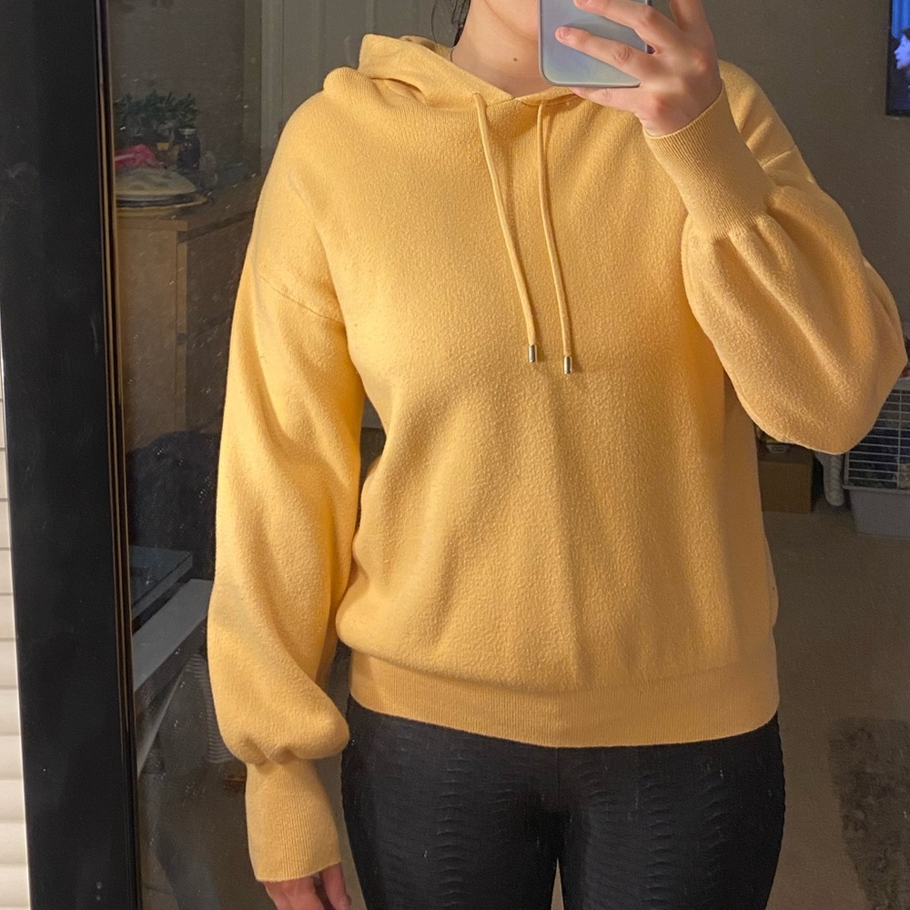 Fitted Sweatshirt
